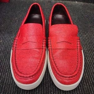 Size 8 women shoes.
